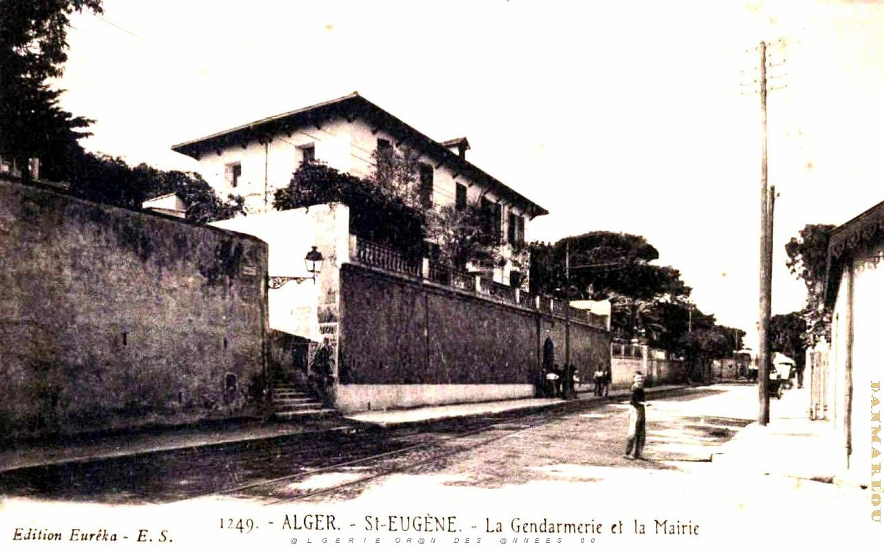 Alger - Saint-Eugene - Gendarmerie et Mairie.jpg